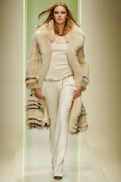 Look 24